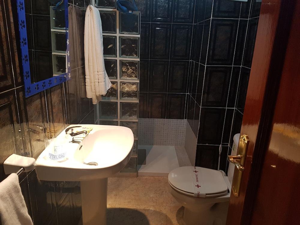 Hotel Juan Carlos Торевьиа Экстерьер фото